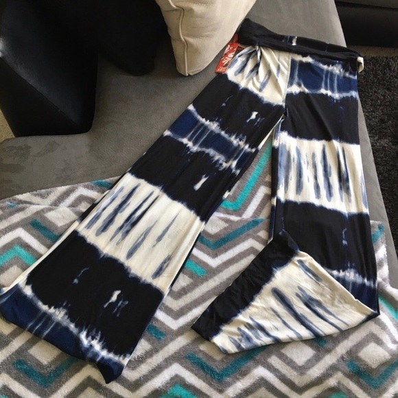 5🌟1 Left! Fit And Flared Palazzo Pants - Picture 5 of 10